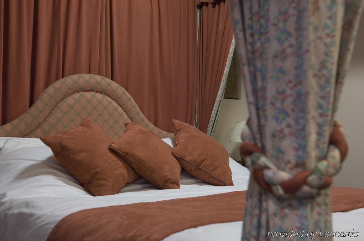 Boxmoor Lodge Hotel เฮเมลเฮมพ์สเตด ห้อง รูปภาพ